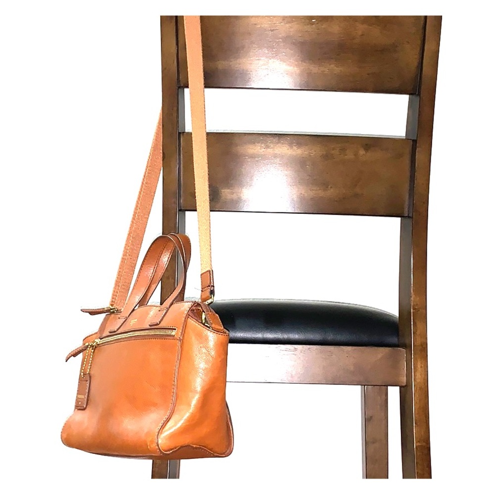 Fossil cross body bag